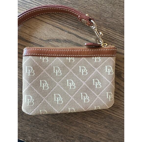 Dooney & Bourke Logo Jacquard Wristlet Zip Pouch - Picture 2 of 7